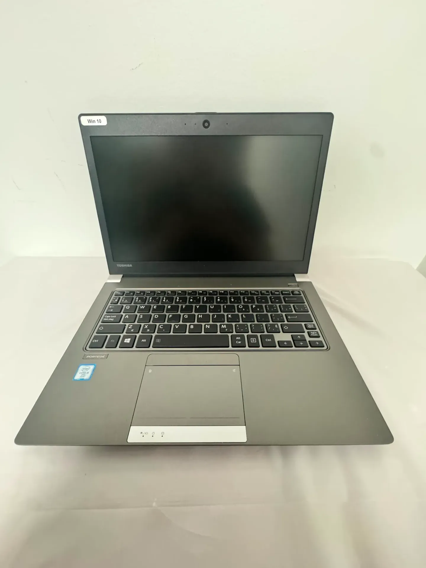 Toshiba Portege – Intel Core i5 (6ᵉ génération) | 8 Go RAM | 128 Go SSD | 13"